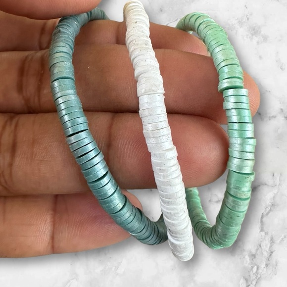 Handmade by embellished jewelry coiled Bracelet - Picture 6 of 6